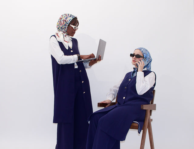 Collection complète Aura de corporate modest fashion haut de gamme : blazers, pantalons et jupes élégants pour femmes professionnelles