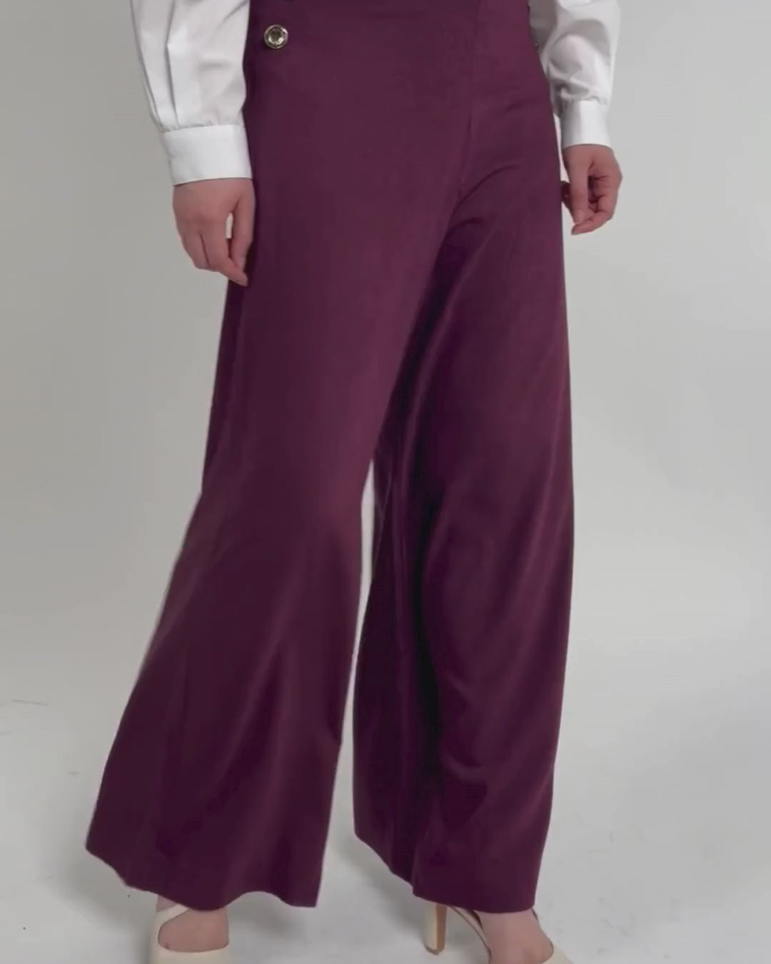 Pantalon bordeaux large taille haute KPI Aura, pièce corporate chic et mode modeste haut de gamme